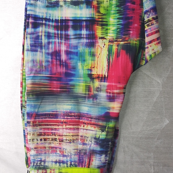 Clothes - Picture 13 of 14